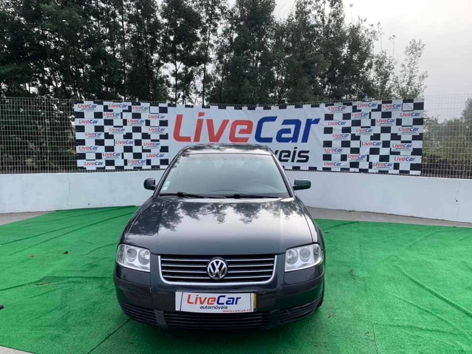 Volkswagen Passat 1.9 TDI 130CV | Imagem 4