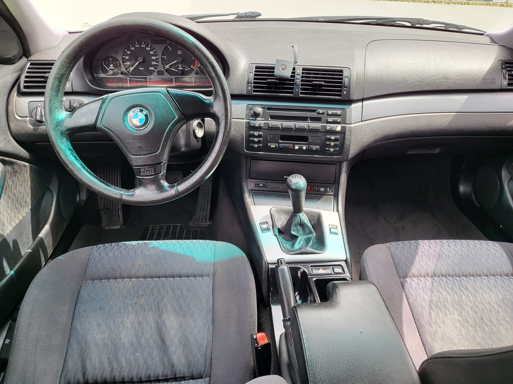 BMW 320  | Imagem 2