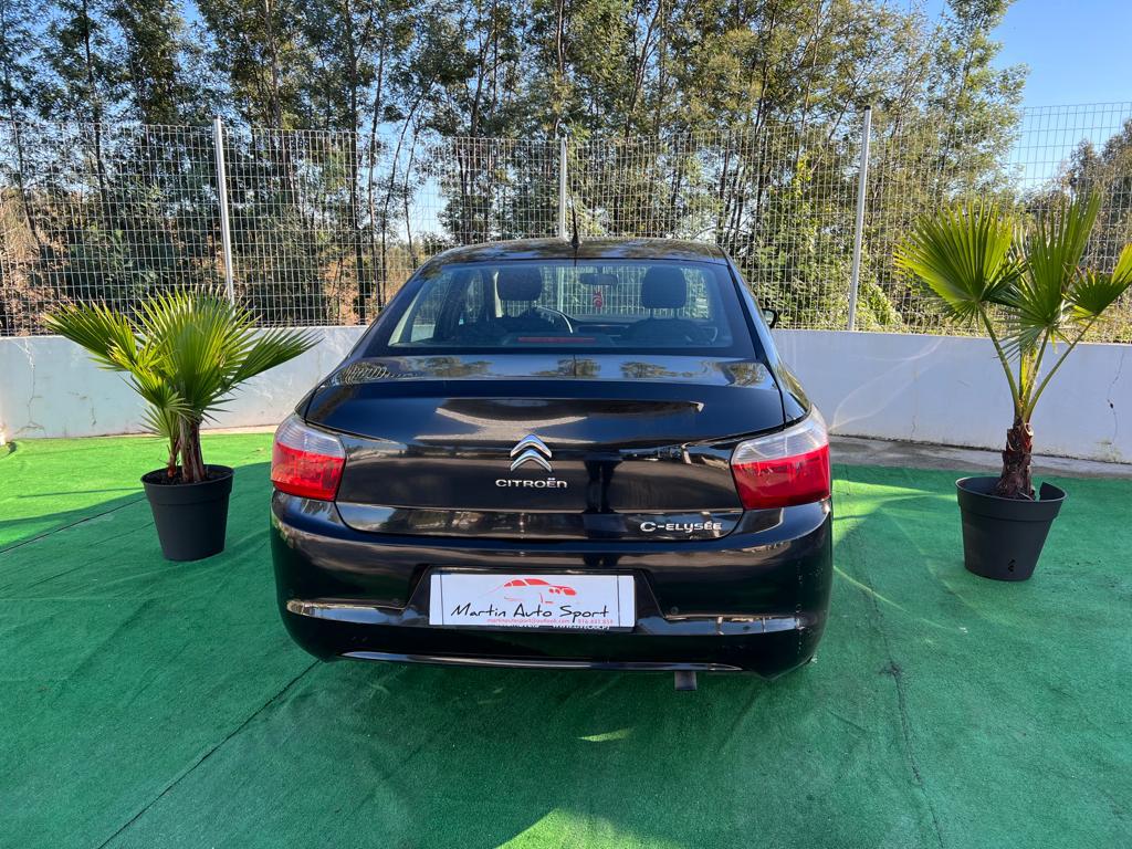 Citroën C-Elysée 1.6 HDi EXCLUSIVE | Imagem 6