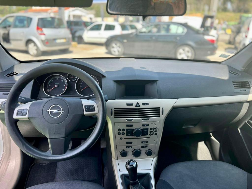 Opel Astra 1.3 CDTI COSMO | Imagem 3