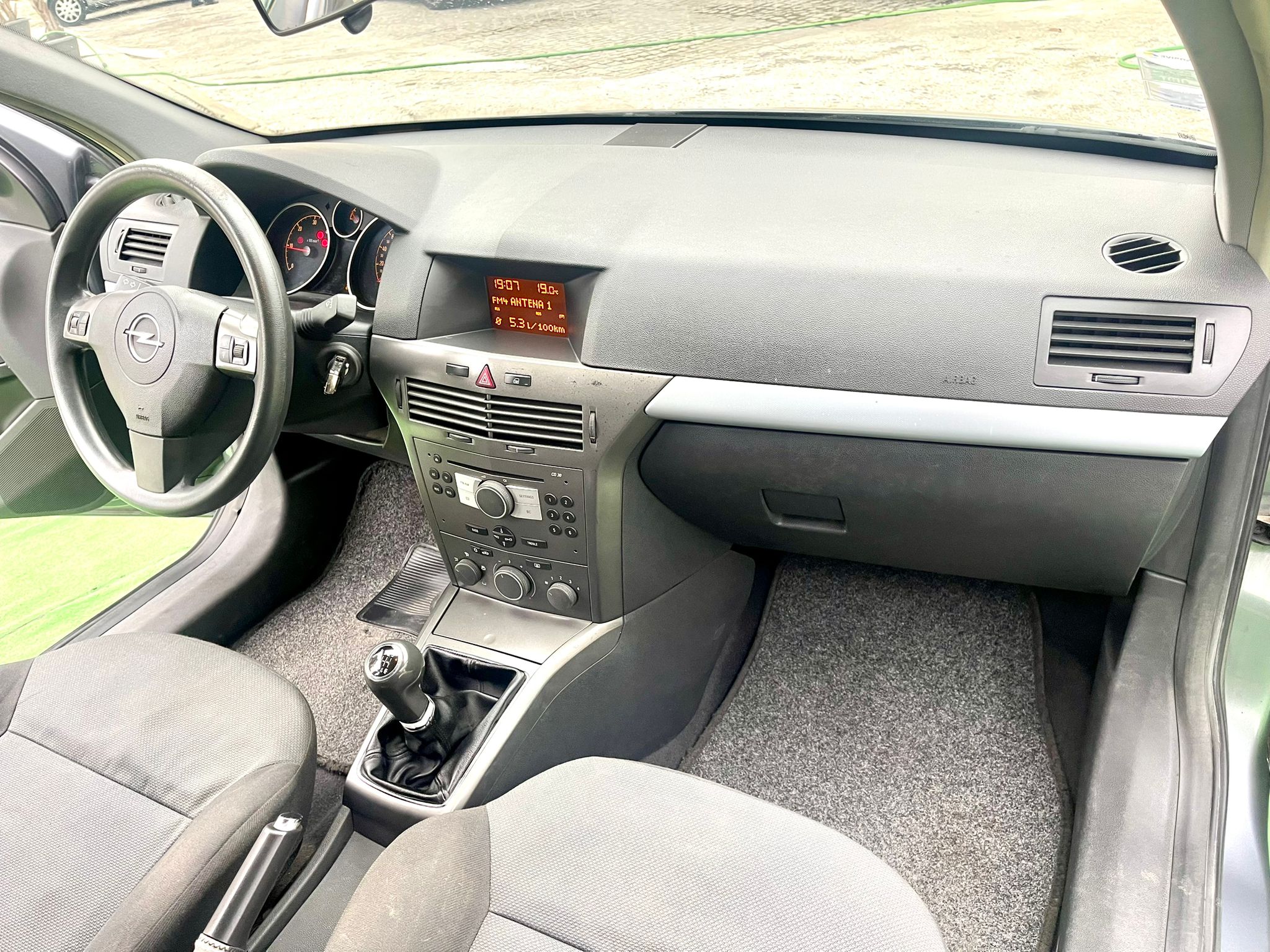 Opel Astra 1.3 CDTi | Imagem 4