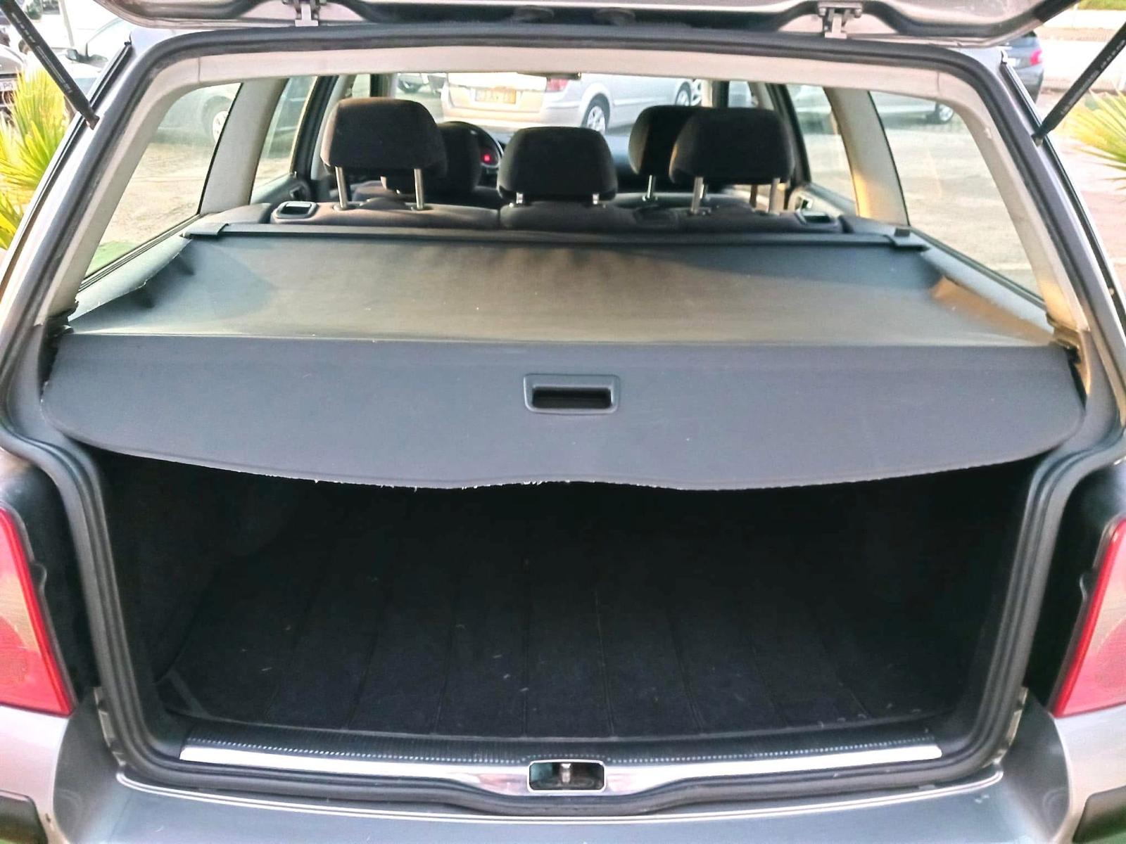 Volkswagen Passat ST 1.9 TDI | Imagem 12