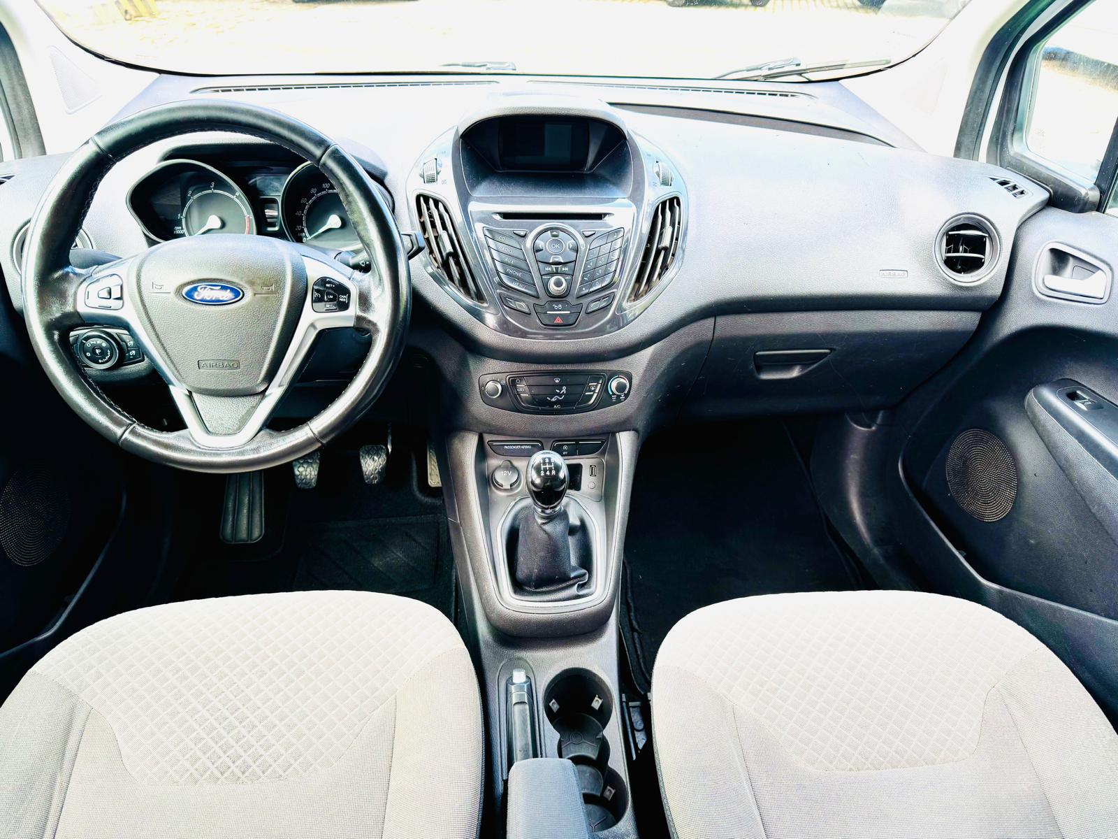 Ford TOURNEO 1.5 TDCI | Imagem 9