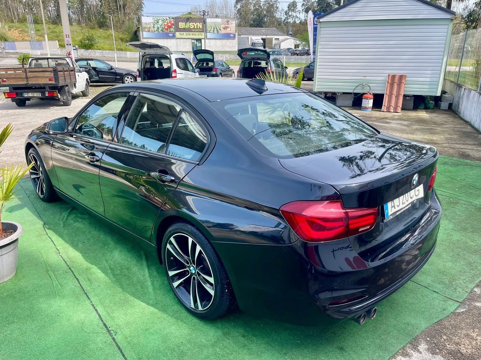 BMW 320 i | Imagem 12