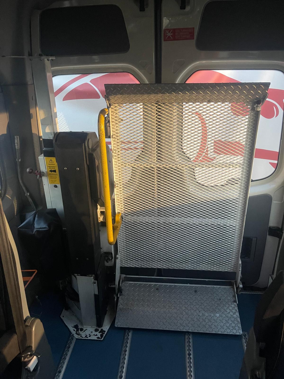 Volkswagen Crafter 2.5 TDI | Imagem 13