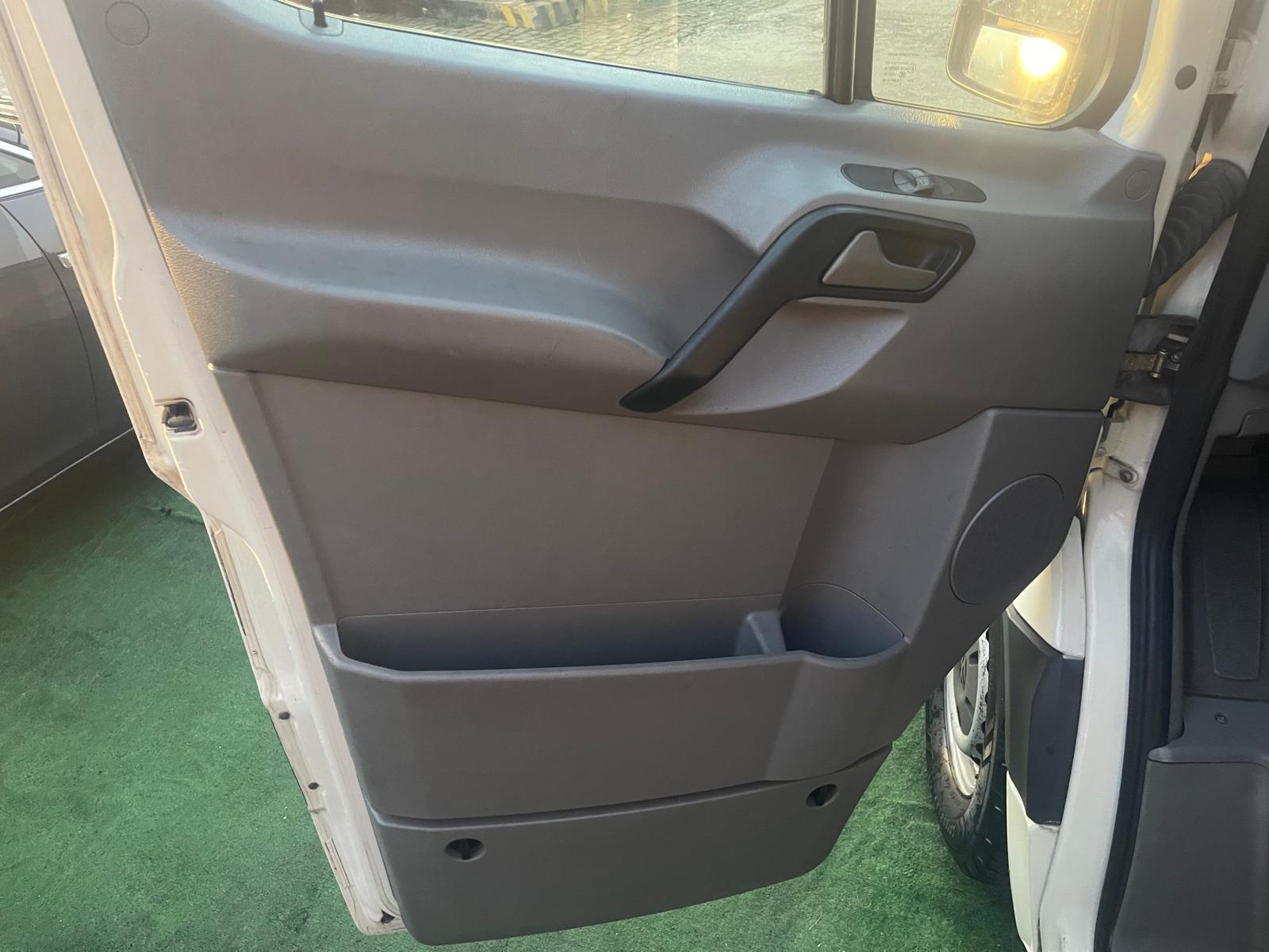 Volkswagen Crafter 2.5 TDI | Imagem 16