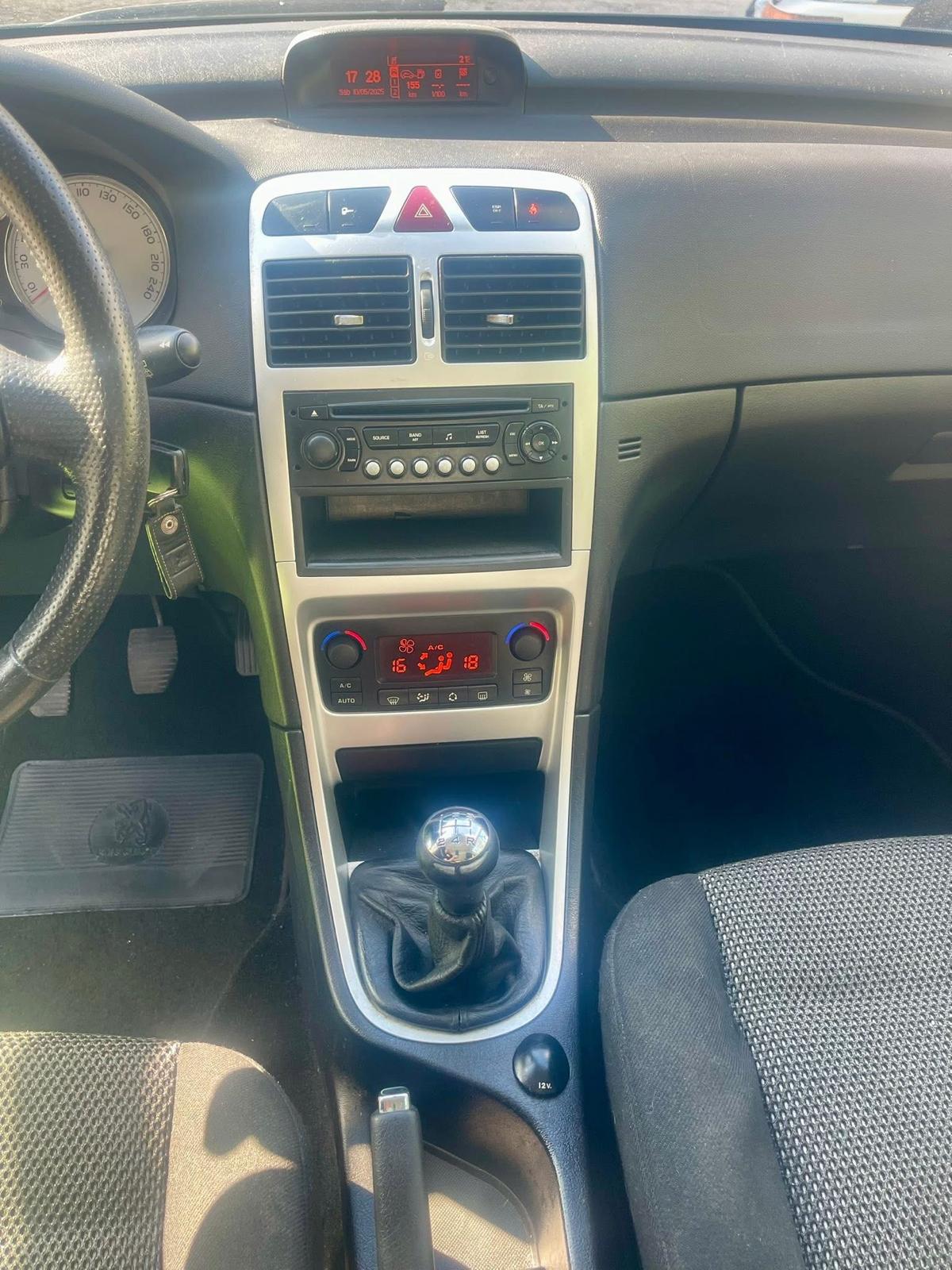 Peugeot 307 1.6 HDI | Imagem 5