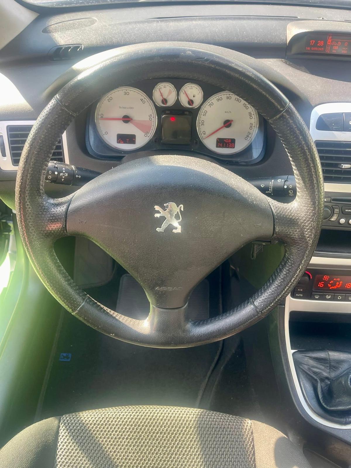 Peugeot 307 1.6 HDI | Imagem 10