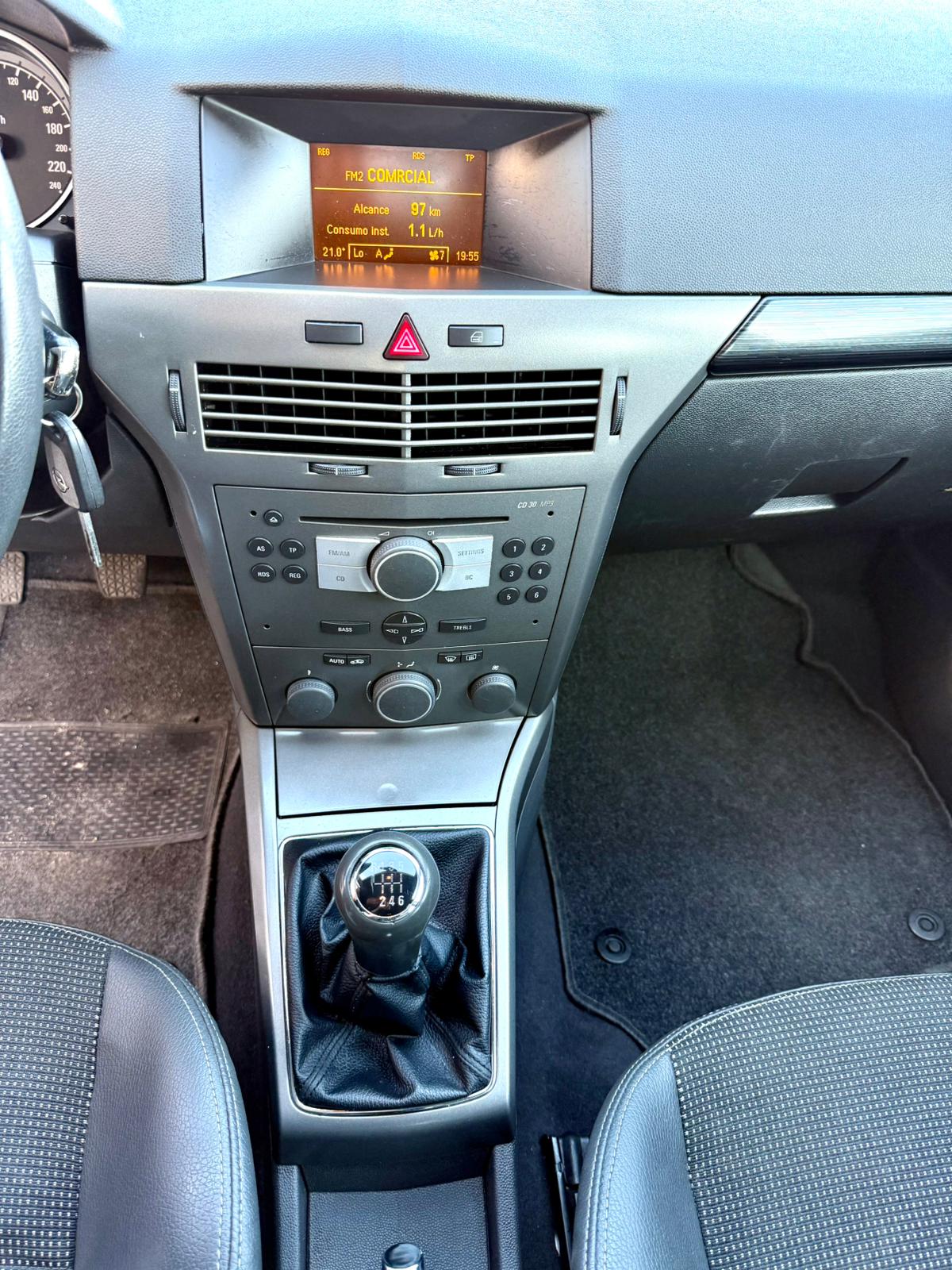 Opel Astra Caravan 1.7 CDTi | Imagem 15