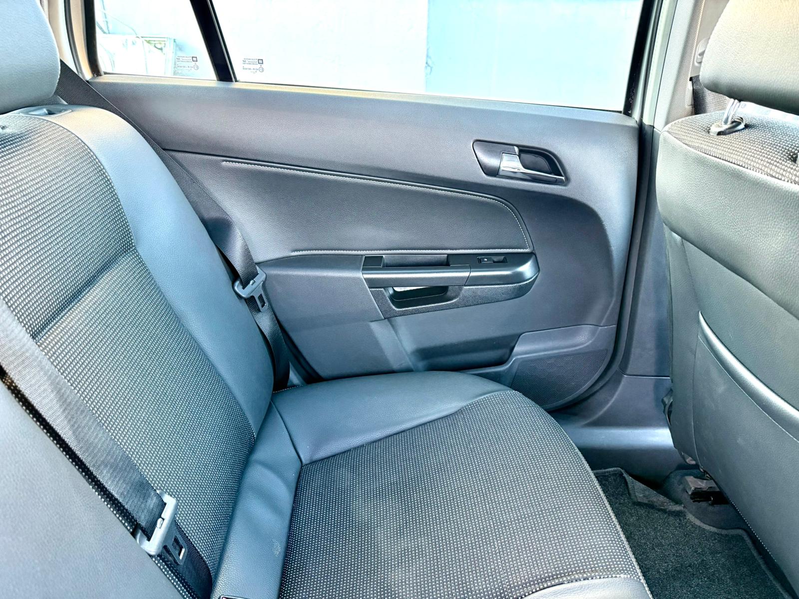 Opel Astra Caravan 1.7 CDTi | Imagem 9