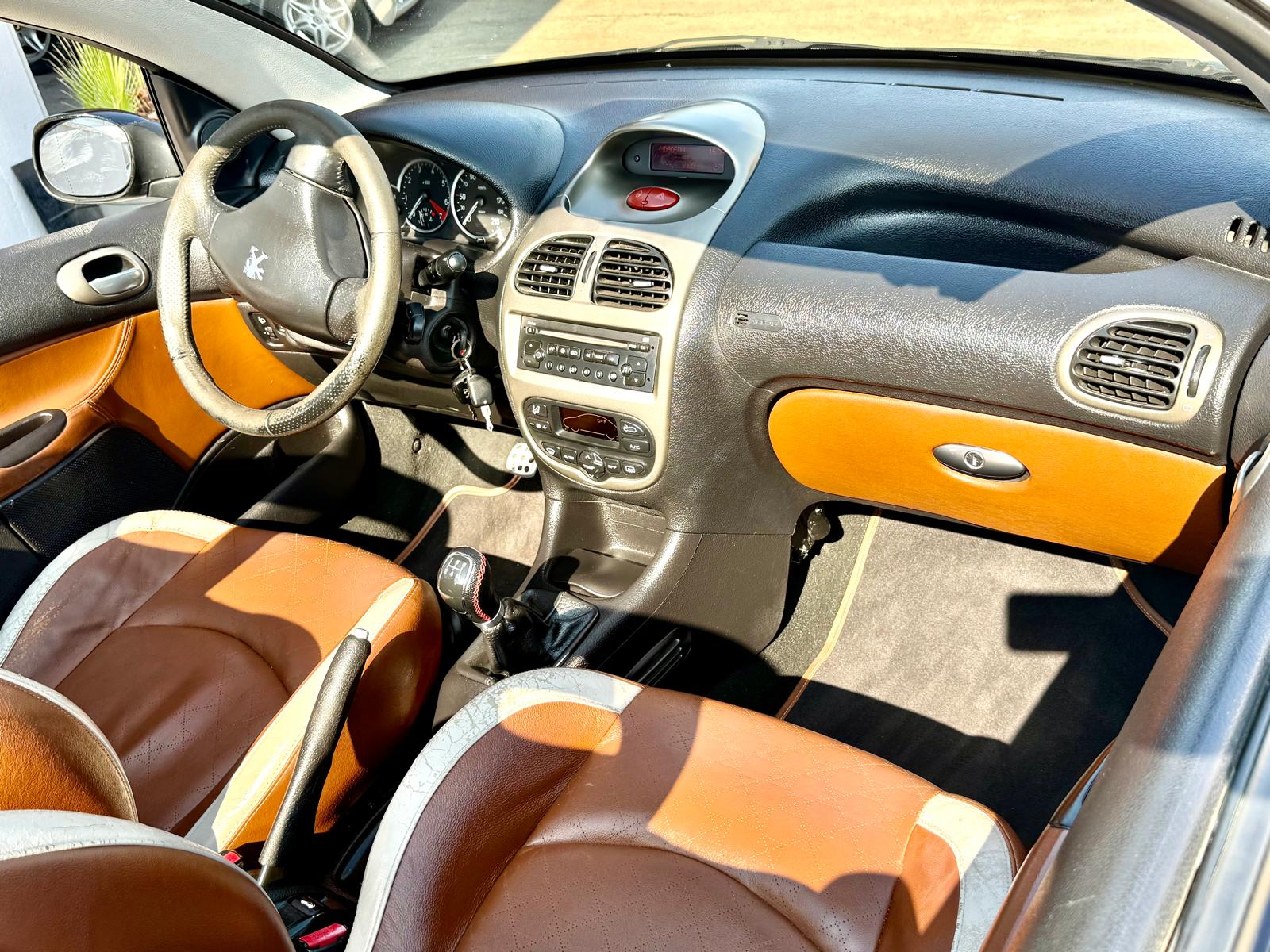 Peugeot 206 CC 1.6 | Imagem 15