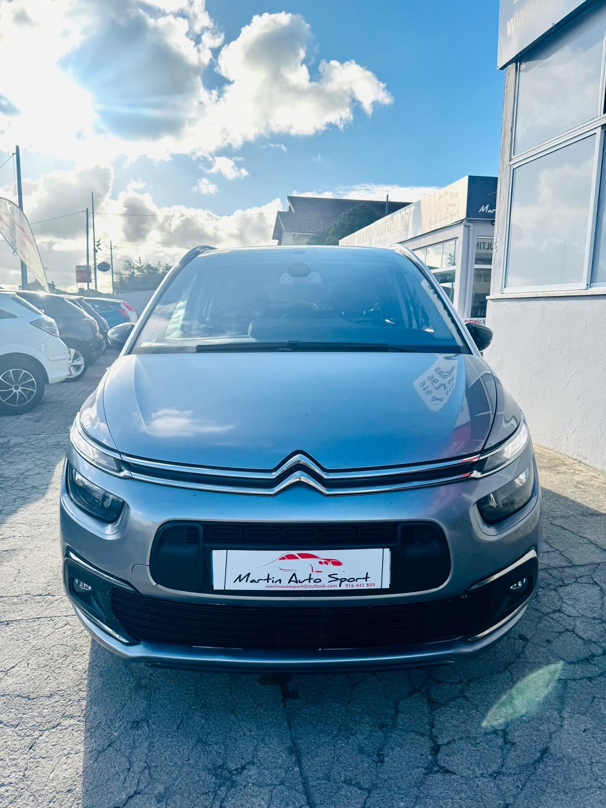 Citroën C4 Picasso 1.6 HDI Exclusive | Imagem 3
