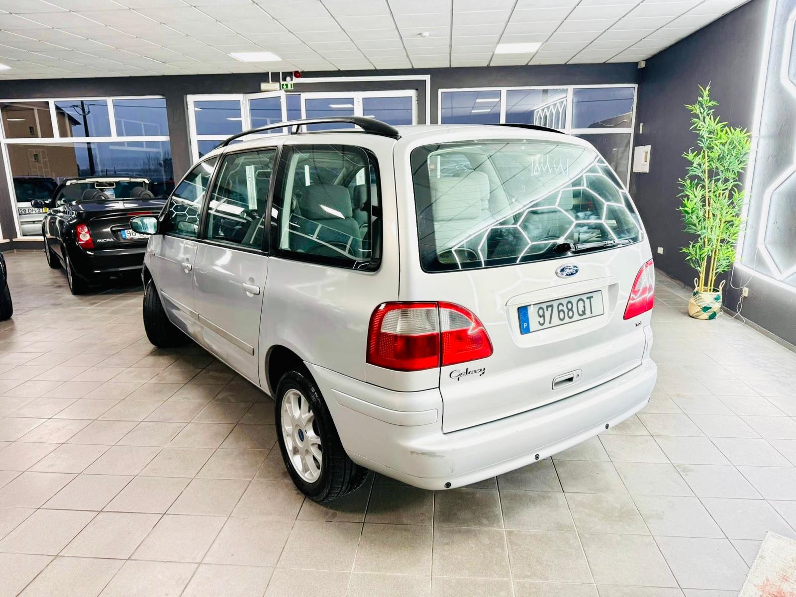 Ford Galaxy 1.9 TDI | Imagem 3