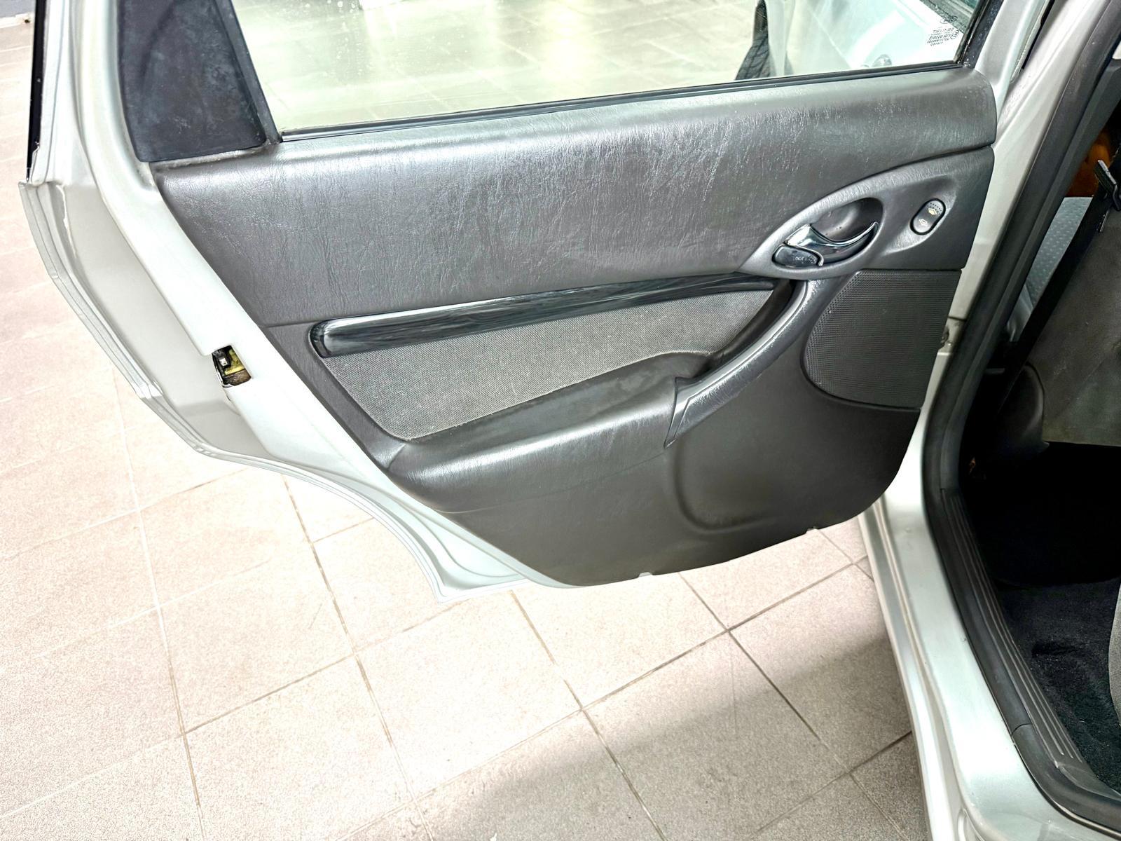 Ford Focus 1.8 TDCi | Imagem 9