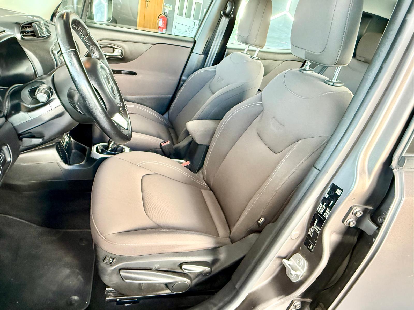 Jeep Renegade 1.6 M-JET | Imagem 13