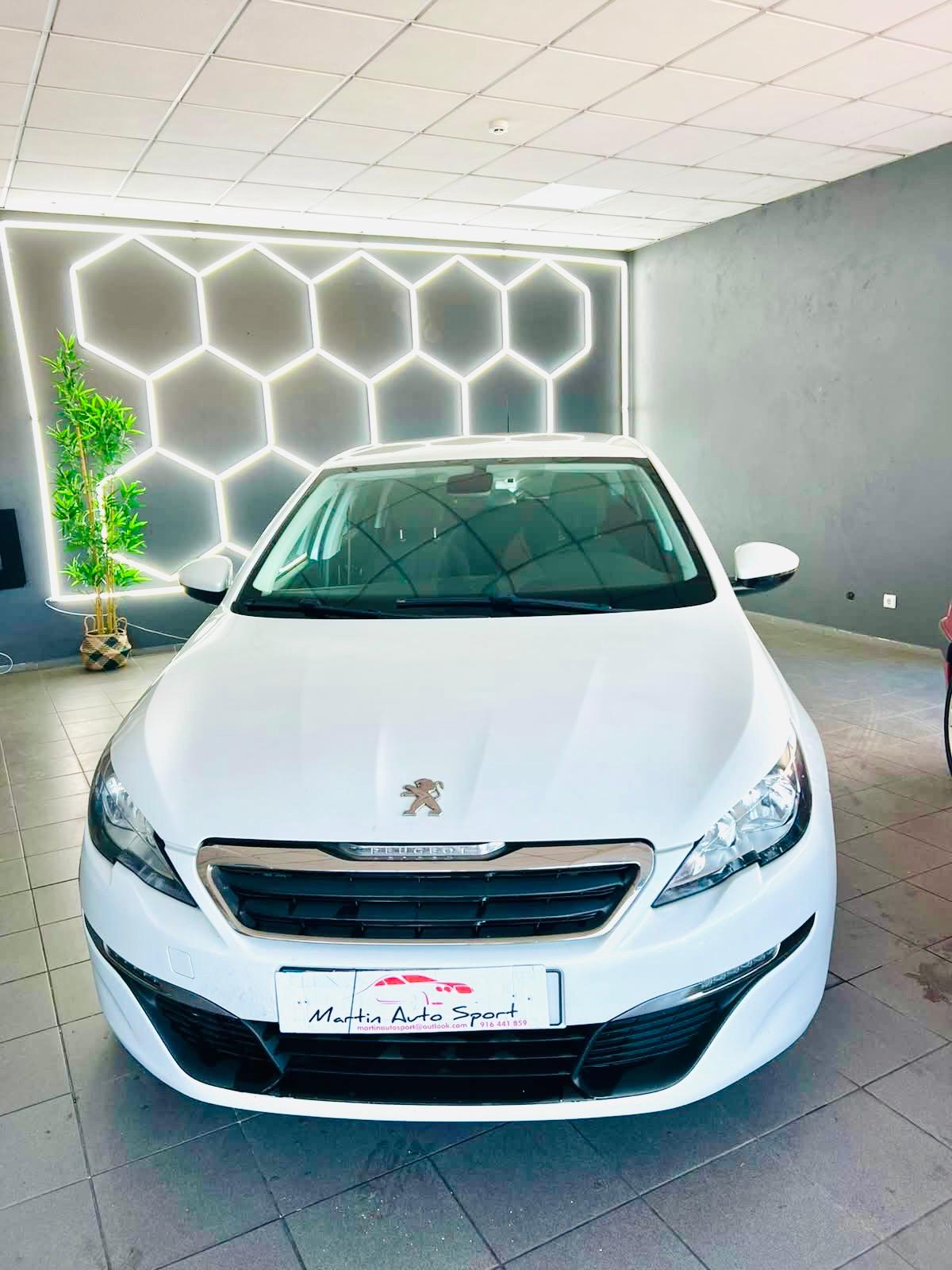 Peugeot 308 SW 1.6 HDI | Imagem 11